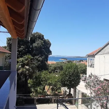 Katarina Apartment Pakostane Exterior photo